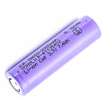 2000mAh ICR18650 3.7V Lithium-Ion Battery.