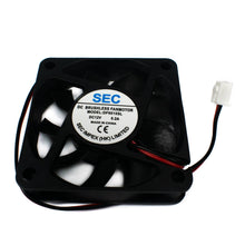 12V 6015 High-Speed Brushless DC Cooling Fan