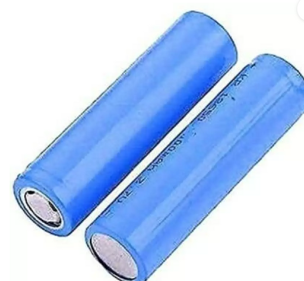 18650 3.7V 2700mah Lithium Ion Battery - MirageGrove